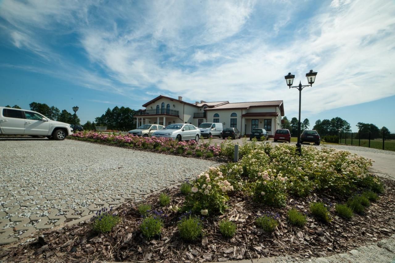 Отель Hotel i Restauracja Różany Dwór Skrzeszew-16